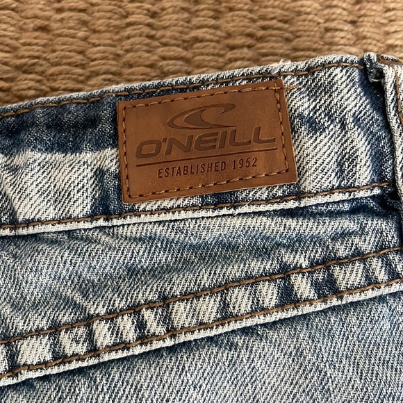 O’Neill Jean Shorts! - Picture 3 of 5